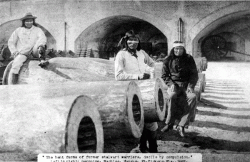 Geronimo, Naiche And Mangua At Fort Pickens 1886
